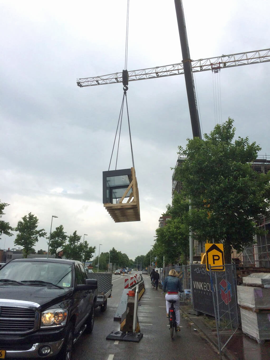 Installatie Three Wall Box glazen daktoegang op Superlofts