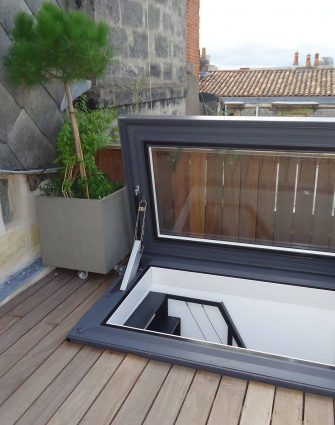 5 Skydoor in Paris